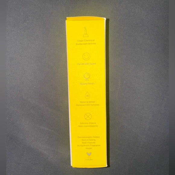 Supergoop! (Re) Setting Refreshing Mist SPF 40 - Picture 2 of 4